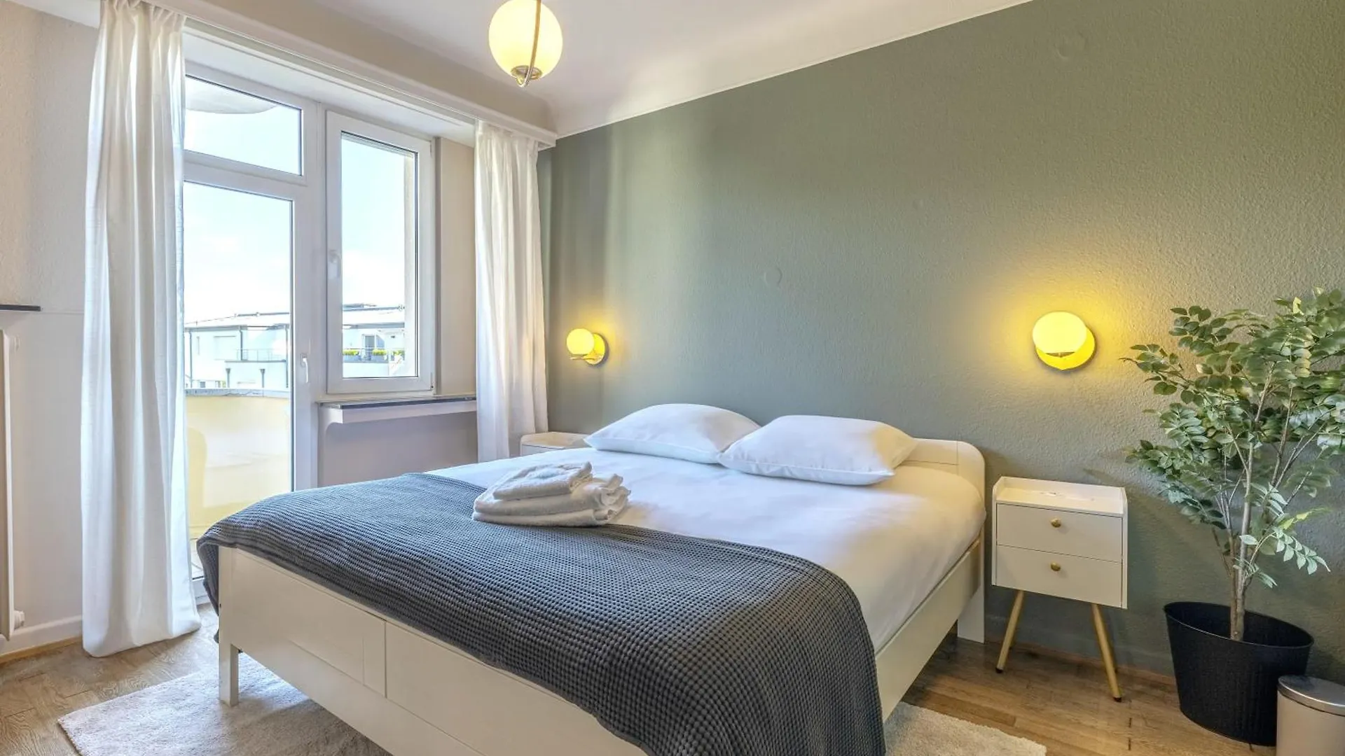 Apartment Ferienwohnung Spacious 2Br Apt In Central Luxembourg W Balcony Luxemburg